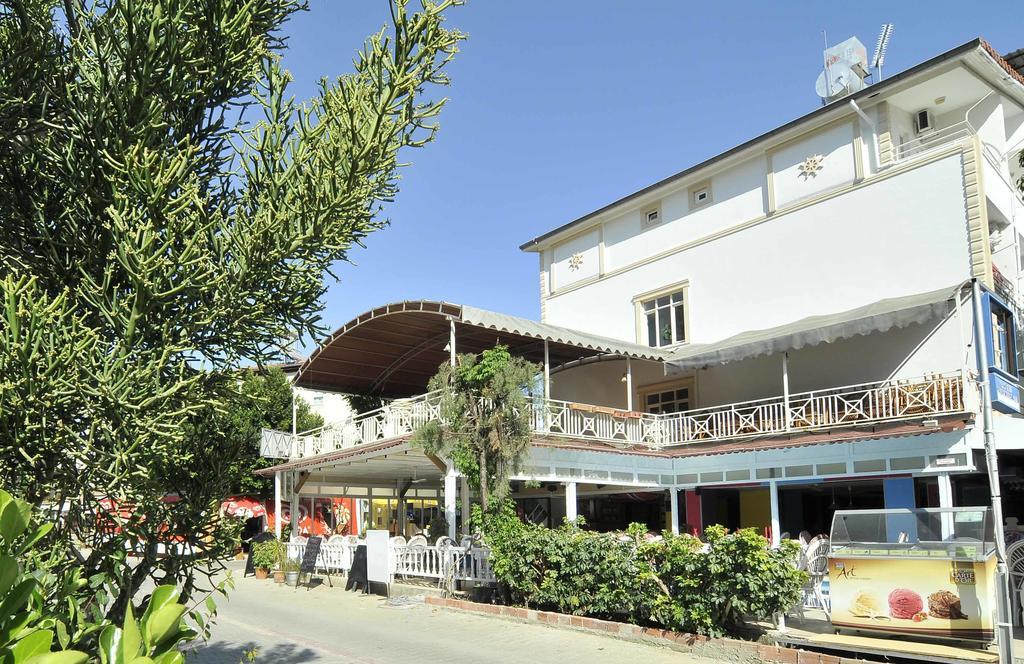 Sun Kiss Hotel Side Esterno foto