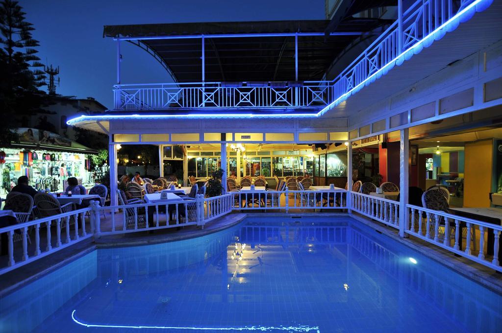 Sun Kiss Hotel Side Esterno foto