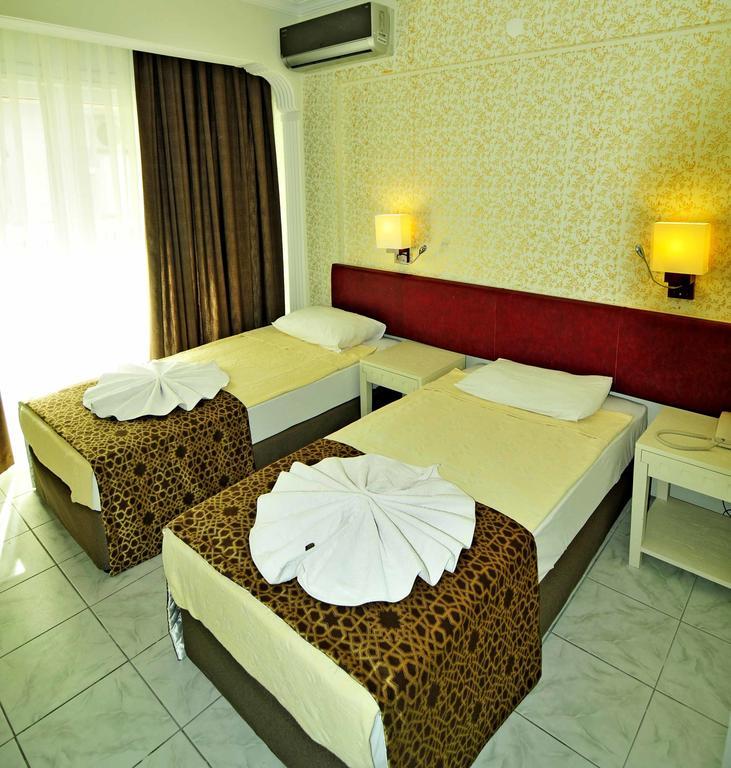 Sun Kiss Hotel Side Esterno foto